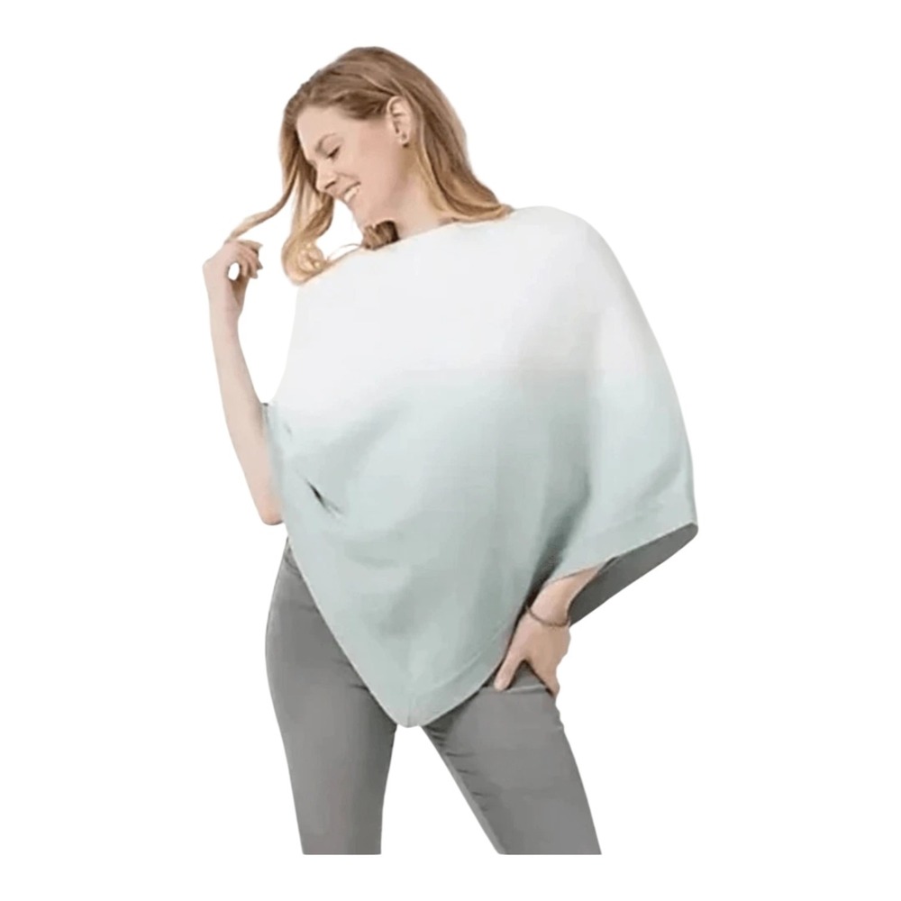 Barefoot Dreams Cozychic Ultra Lite  Gray To White Ombre Poncho One Size S - Med